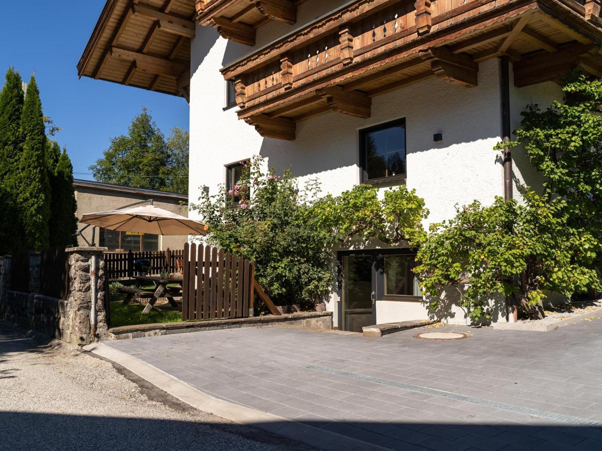 Villa Chalet Sonnenalp à Hopfgarten im Brixental Extérieur photo